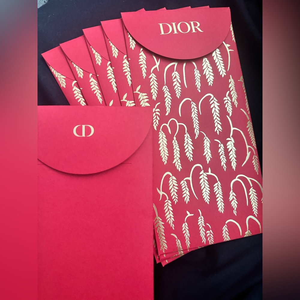 Dior red envelopes - Picture 2 of 4